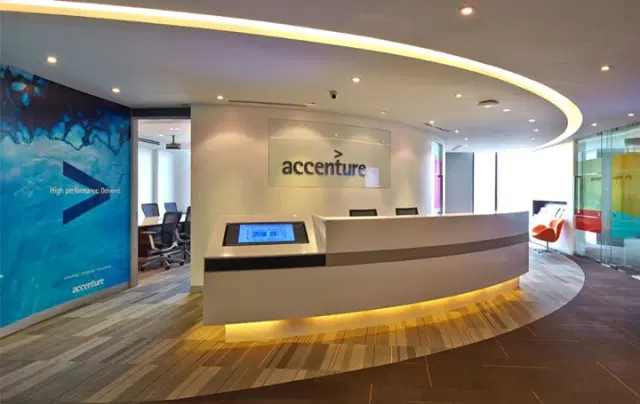 Accenture Digital Signage