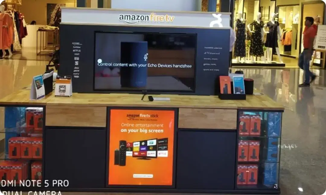 Pickcel powered Digital signage displays at an amazon stall in a mall