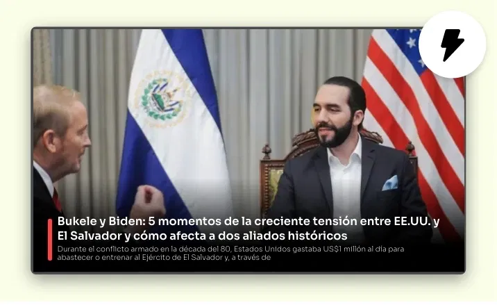 Local news app CNN Latino News feed preview on digital screen which is set to change transition after 10 seconds