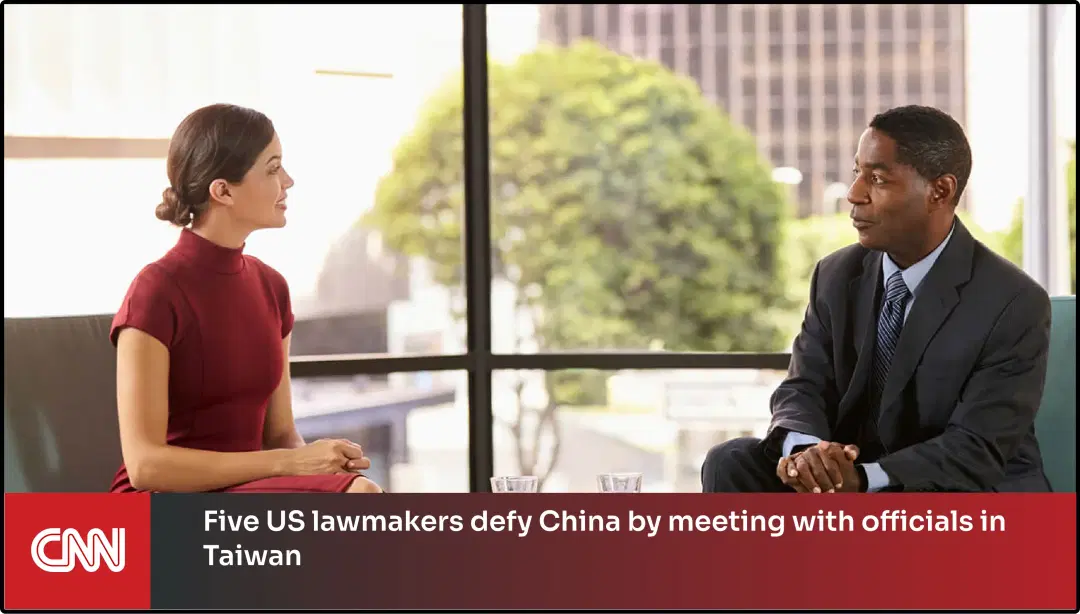 Step 3: Digital signage software interface showing composition window with CNN news App and Streaming app feeds Step 3: Digital signage software interface showing composition window with CNN news App and Streaming app feeds