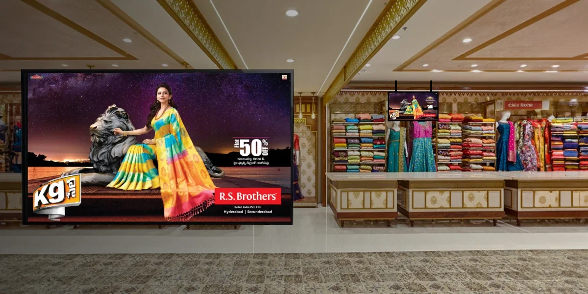 Gadget store digital signage powered by Etisalat's integration with Pickcel digital signage software Gadget store digital signage powered by Etisalat's integration with Pickcel digital signage software