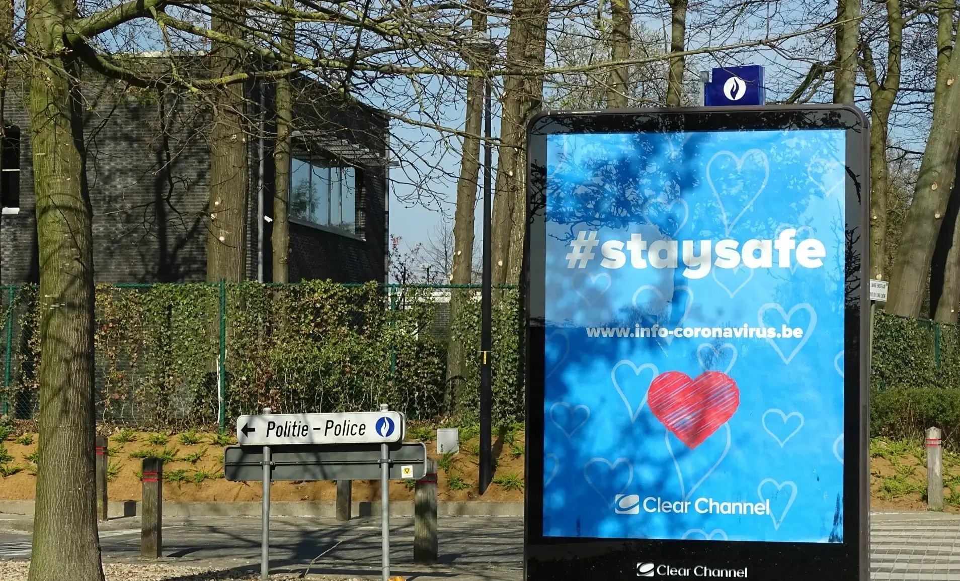 Digital signage placed at the streets of industrial estate showing WSJ news feeds from Pickcel digital sigange software