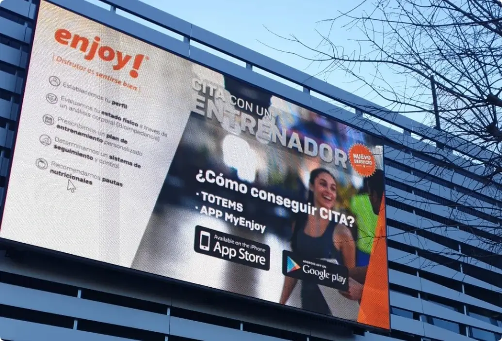 Pickcel powered Digital signage dispaly at weyou store