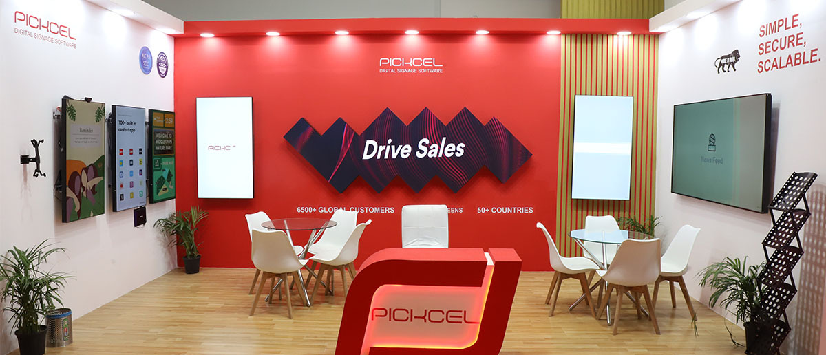 Digital signage for trade shows