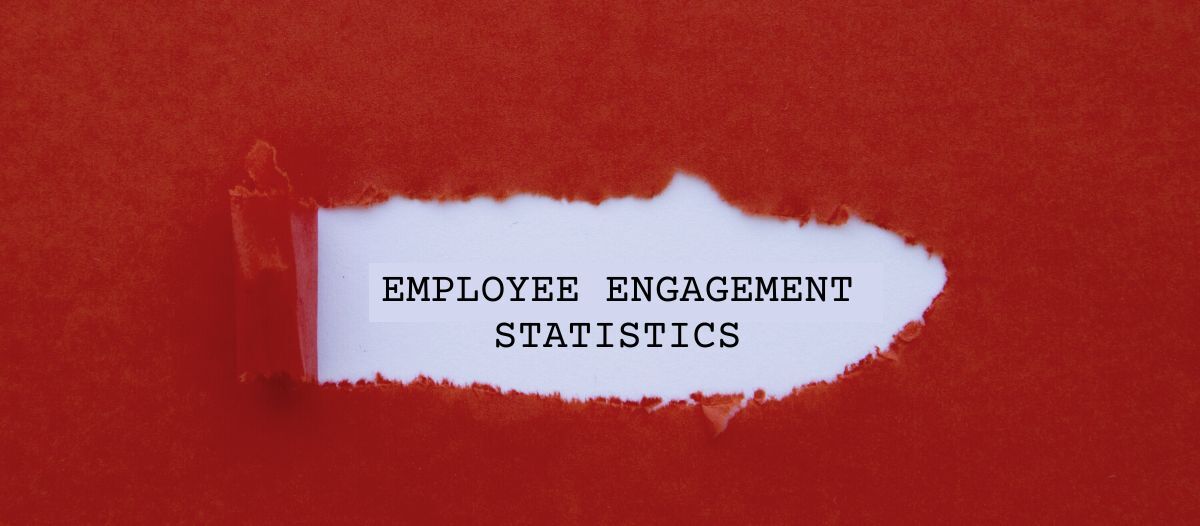 25 Must-Know Employee Engagement Stats, Data, and Trends (with Infographic)