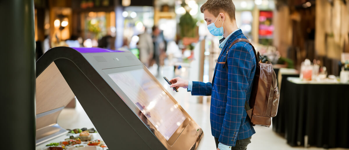 5 Ways Singapore is Using Hotel Digital Signage
