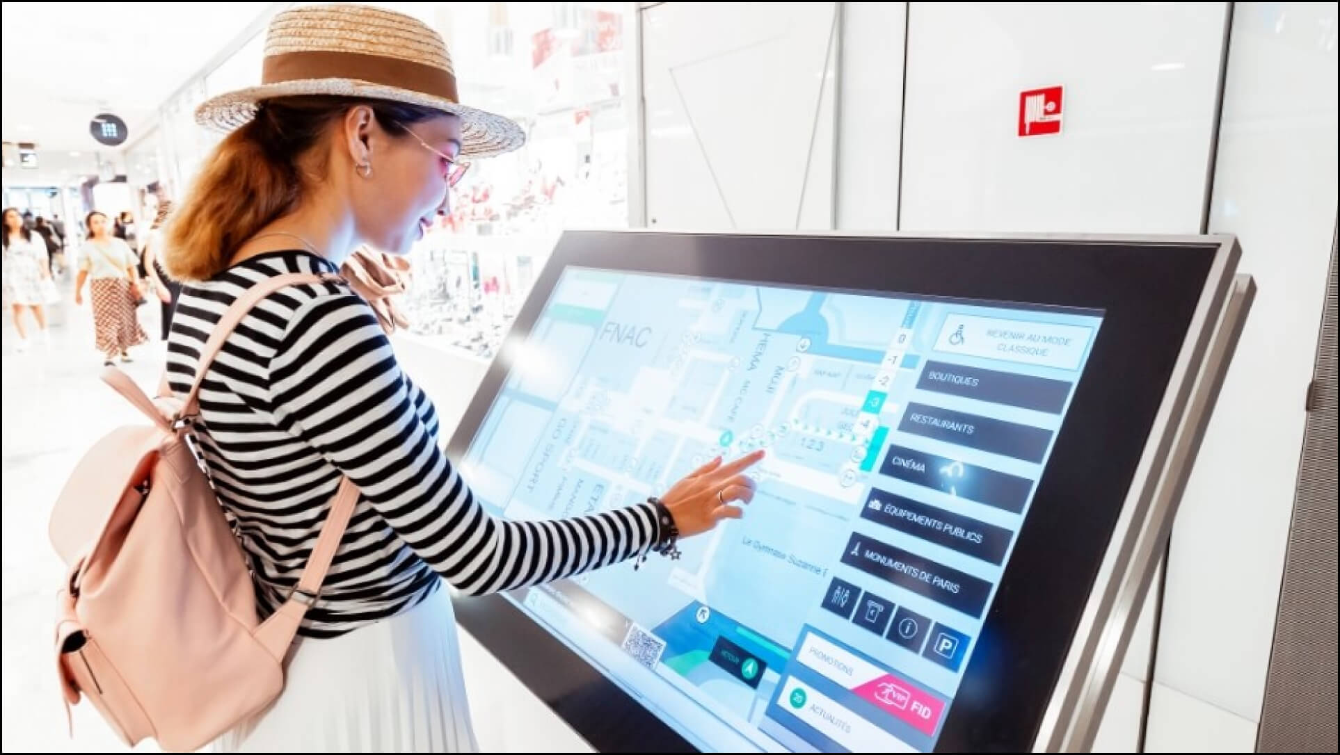 Interactive digital signage screen 