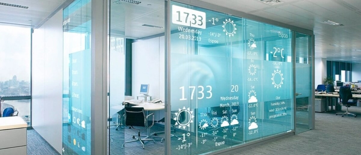 Showing live weather on digital signage screen